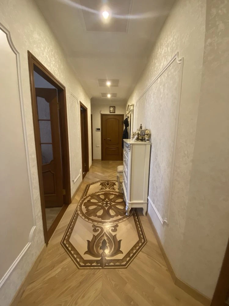 Продам 3х комнатную квартиру в центре Николаева