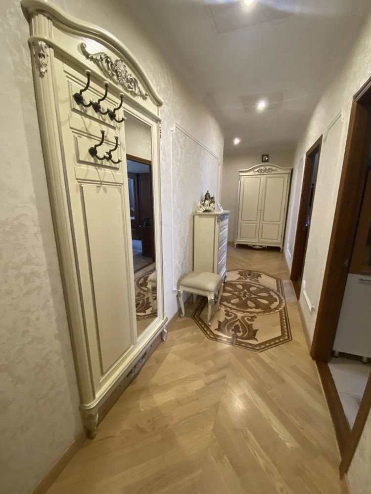 Продам 3х комнатную квартиру в центре Николаева