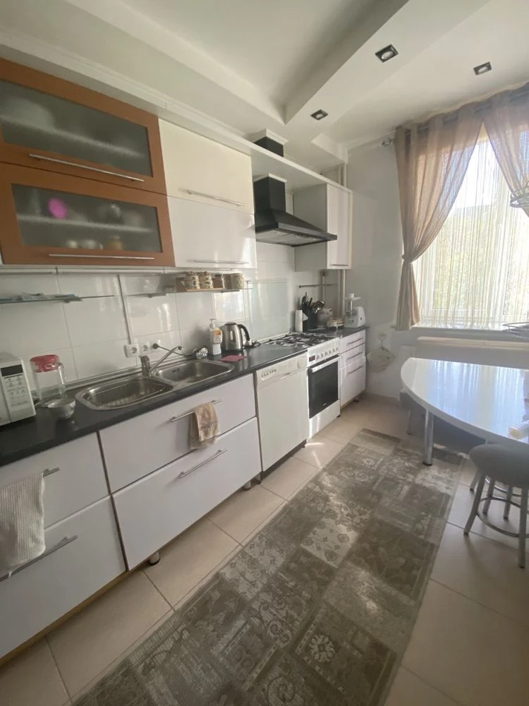 Продам 3х комнатную квартиру в центре Николаева