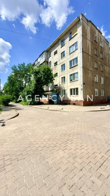 Продам  3к квартиру вул. СКД