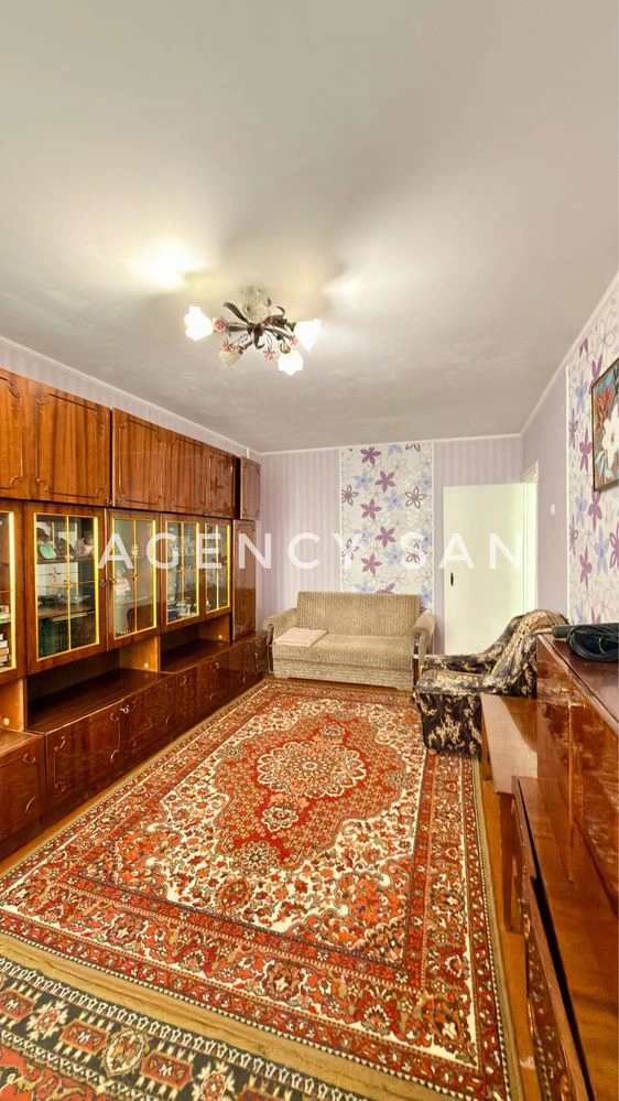 Продам  3к квартиру вул. СКД
