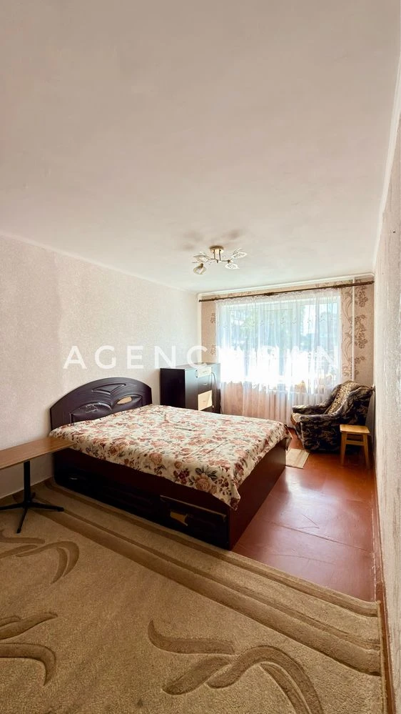 Продам  3к квартиру вул. СКД