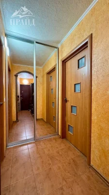 Продам 2кмн квартиру в центрі на вул. Д. Бортнянського (Робі