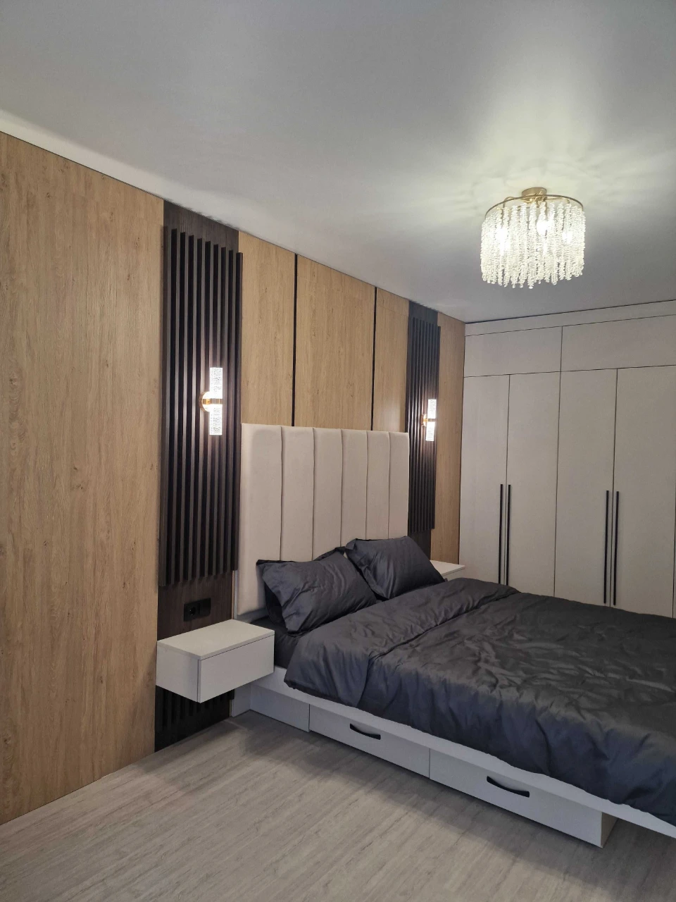 Продаємо стильну 3-х кімнатну квартиру в обжитій новобудові