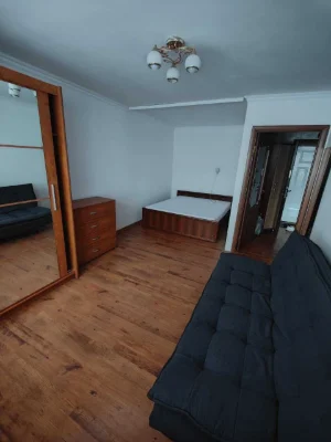 Продам 1 кімнатну квартиру по вул. Кравчука