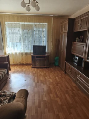 продам 2 квартиру.р-н Попова