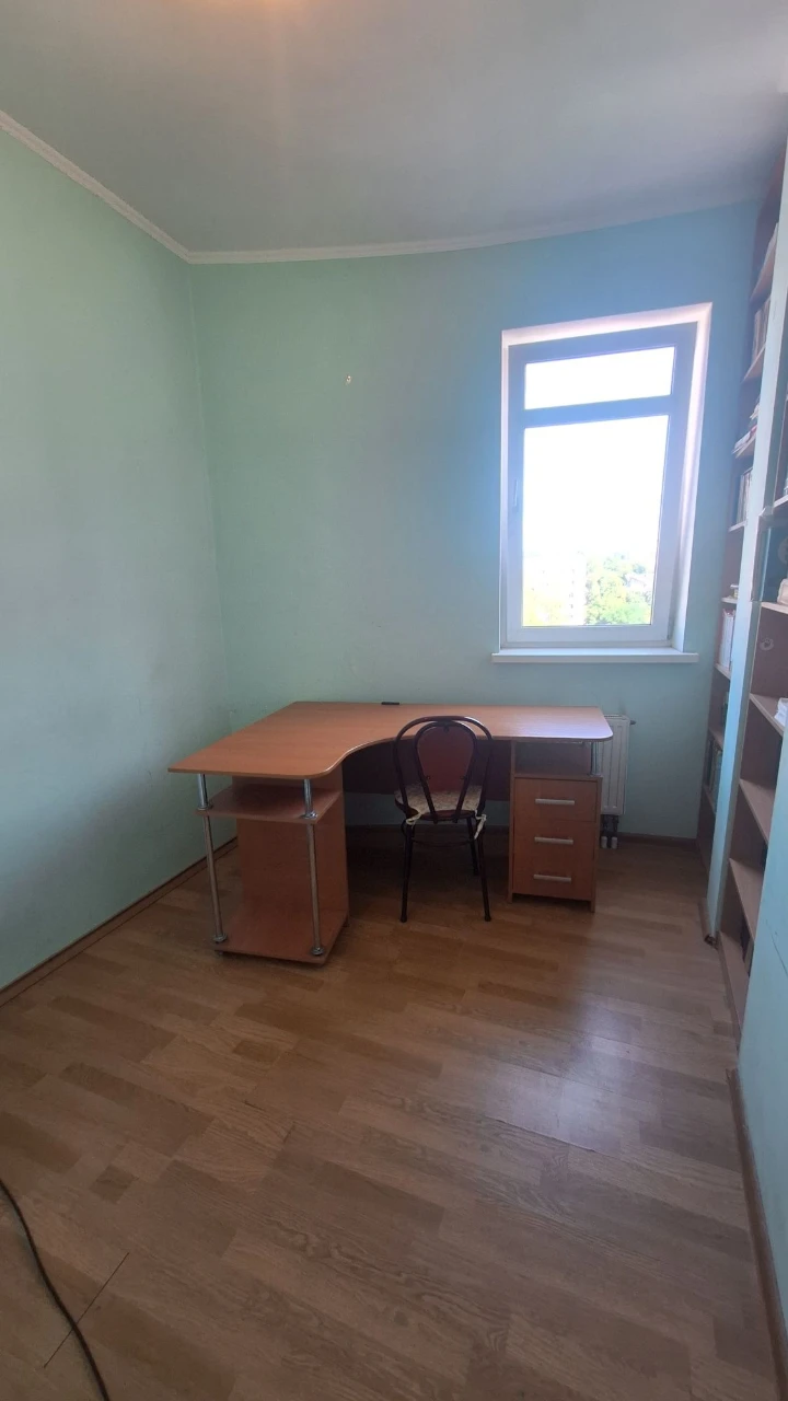 Продаж Трьох кім.квартири на проспекті Незалежності.