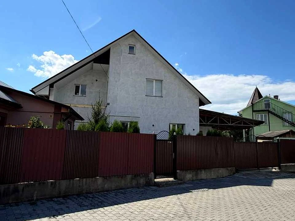 Будинок. Чернівці, Межиріцька