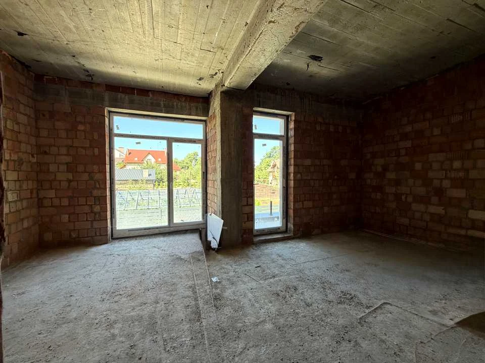 Будинок. Чернівці, Романця