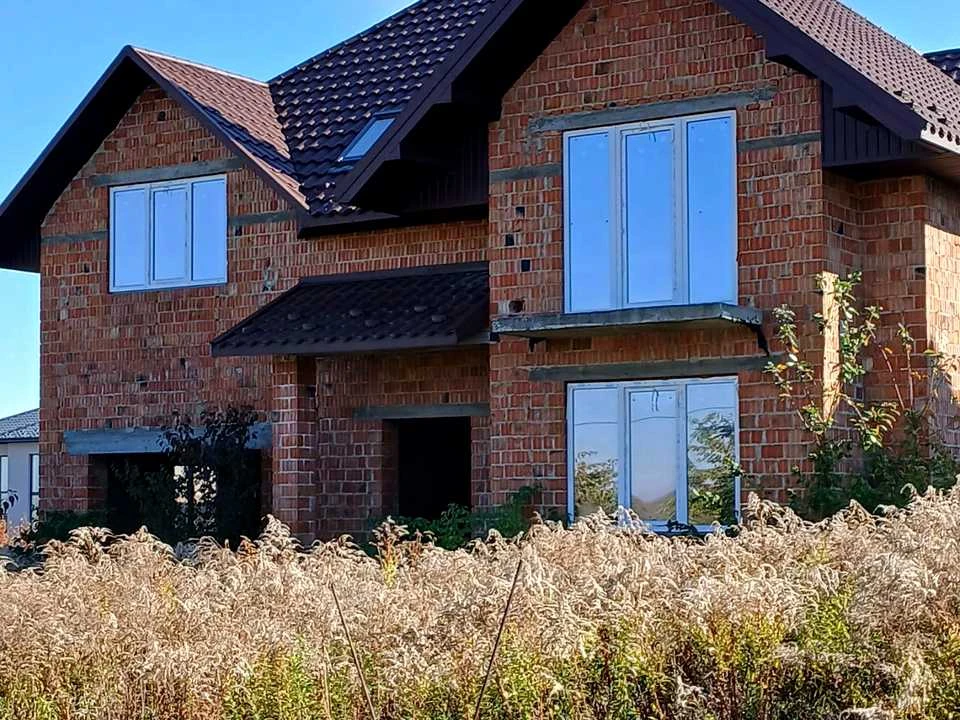 Будинок. Чернівці, Хутірська