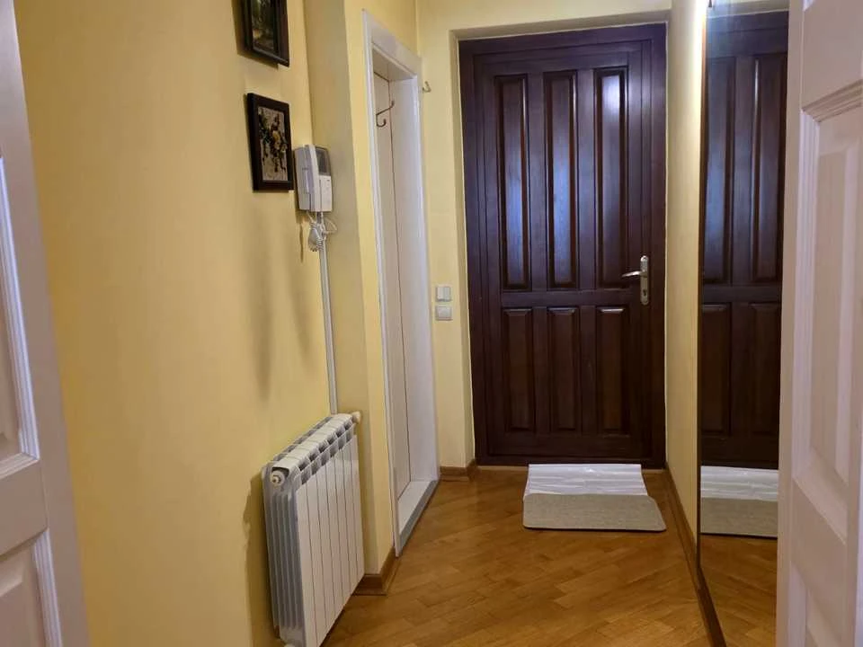 Будинок. Чернівці, Патона Академіка вул.
