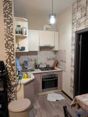 I am selling a 2-room apartment near the metro station "Tractor Plant".