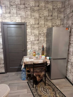 I am selling a 2-room apartment near the metro station "Tractor Plant".