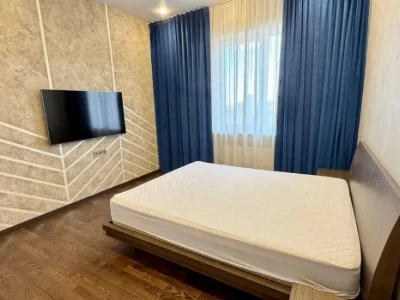 Продам видову 2-к квартиру з ремонтом у ЖК Дует | 81 м² |