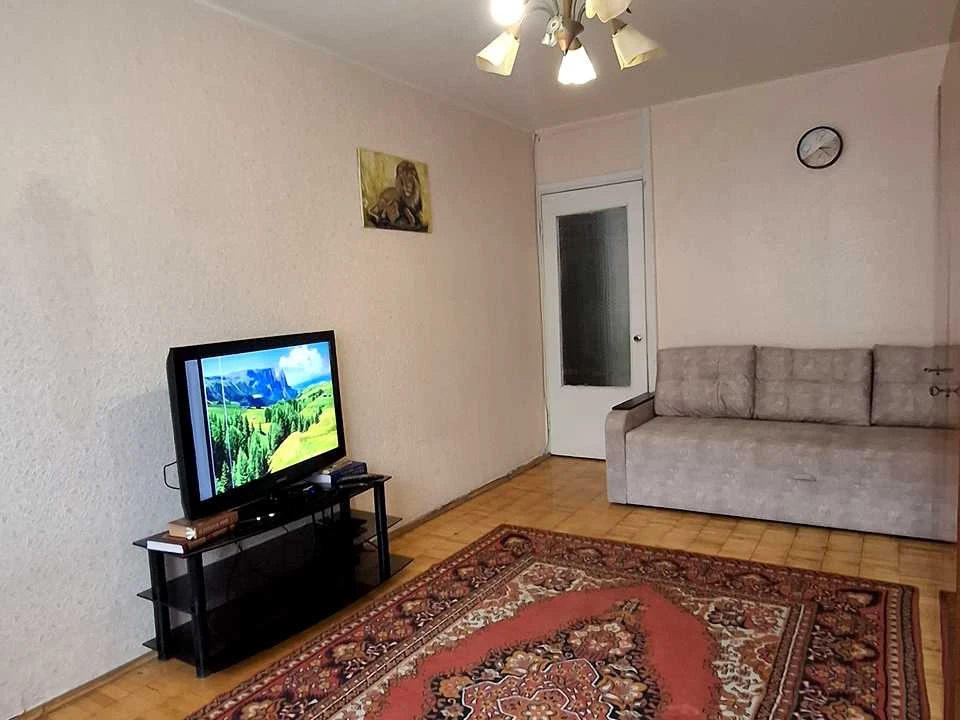 Квартира. Київ, Георгія Гонгадзе просп.