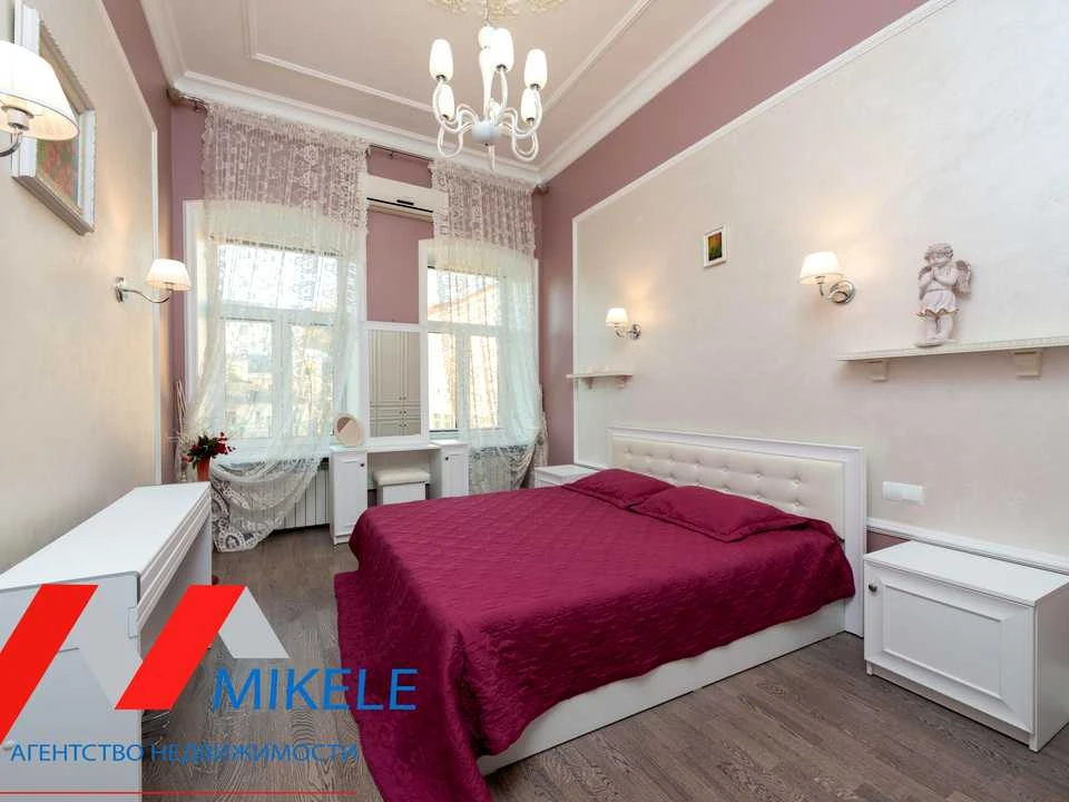 Квартира. Київ, Костянтинівська вул.