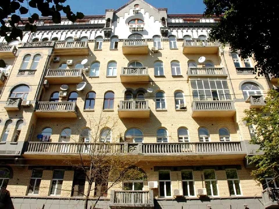 Квартира. Київ, Велика Житомирська вул.