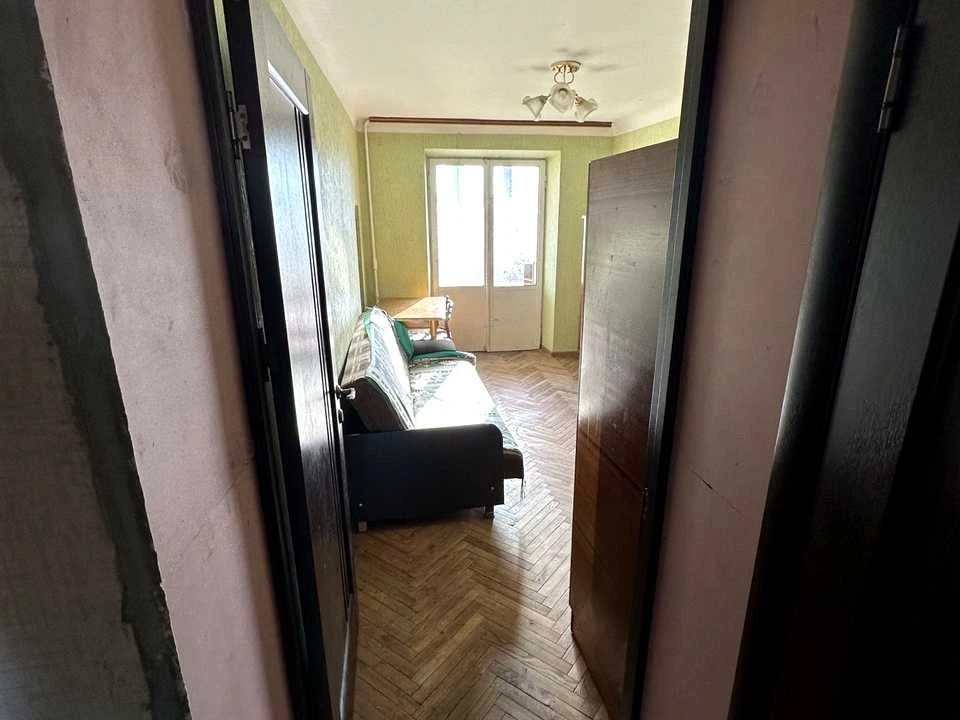 Квартира. Київ, Сергія Берегового вул.
