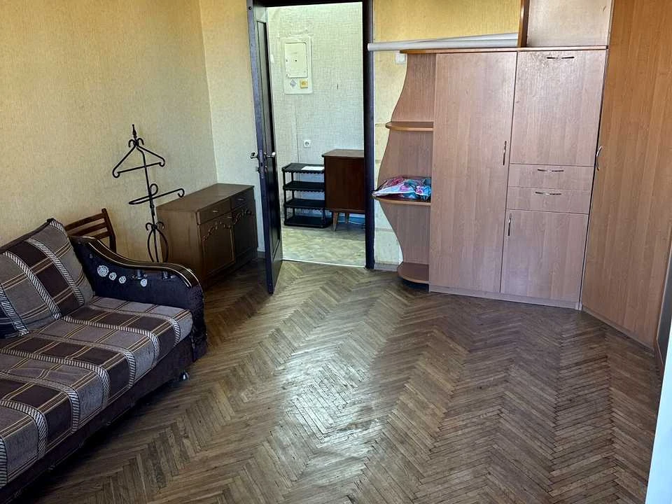 Квартира. Київ, Сергія Берегового вул.