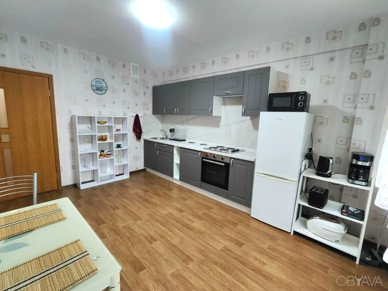 1-кімнатна, Михайла Максимовича вул. (Онуфрія Трутенка), Гол