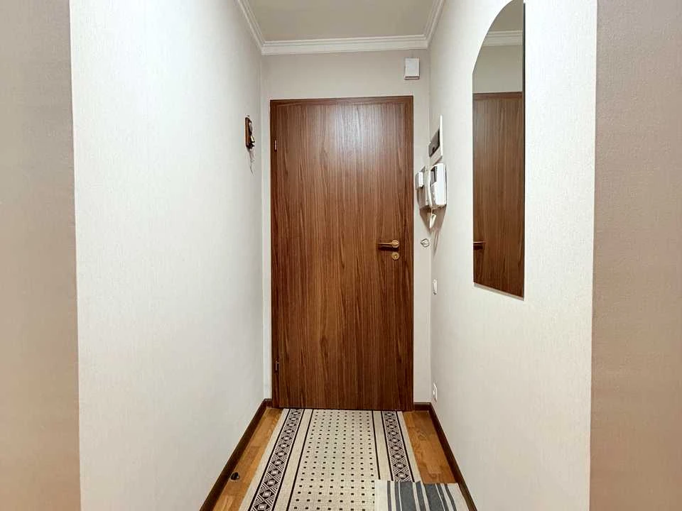 Квартира. Киев, ул. (Горького)