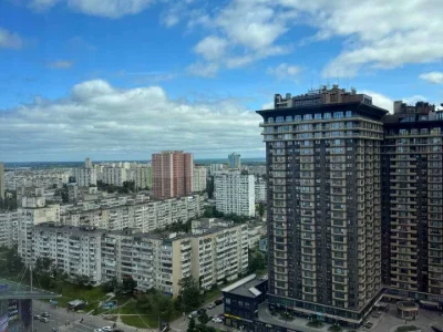 Квартира. Київ, Левка Лук'яненка вул.