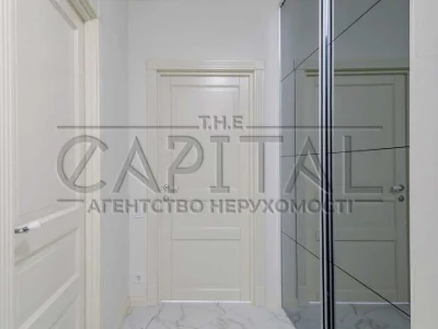 Квартира. Київ, Василя Стуса вул.