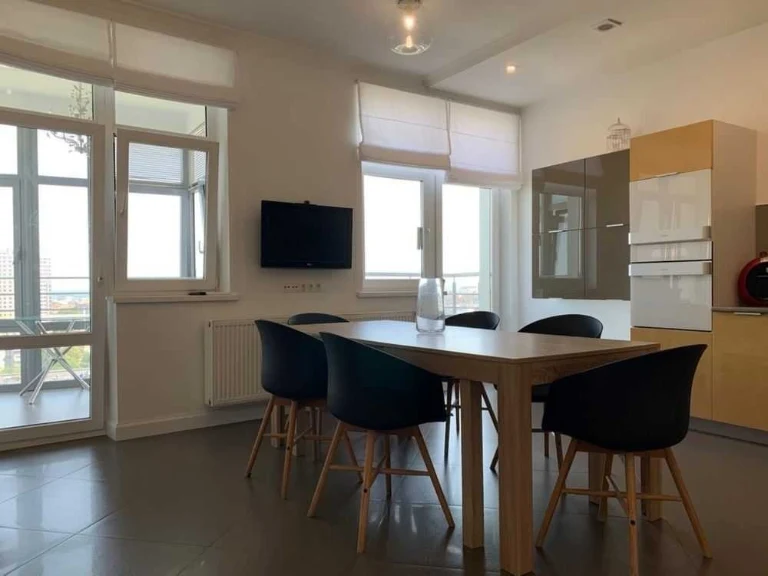 Оренда 3-кімнатної квартири 140 м², Юрія Клена вул., Іллєнка