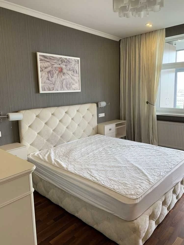 Оренда 3-кімнатної квартири 140 м², Юрія Клена вул., Іллєнка