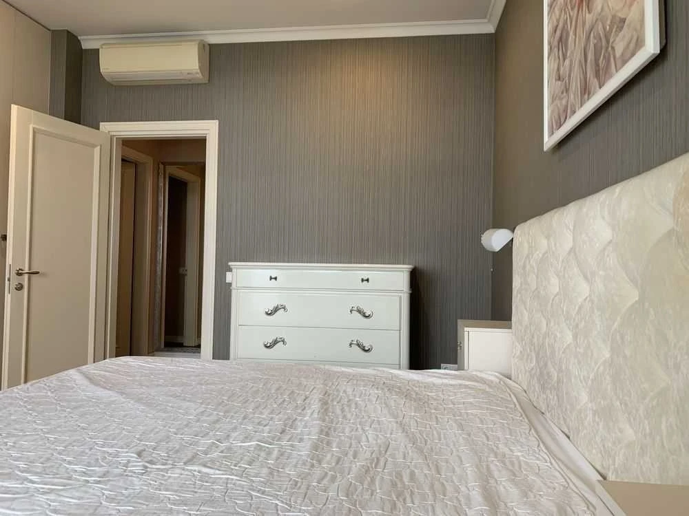 Оренда 3-кімнатної квартири 140 м², Юрія Клена вул., Іллєнка