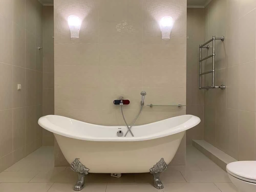 Оренда 3-кімнатної квартири 140 м², Юрія Клена вул., Іллєнка