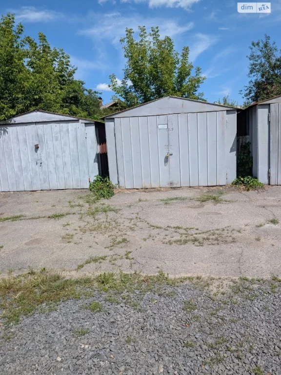 For sale Detached garage Zamostya