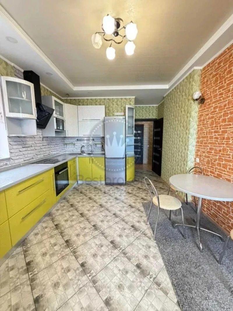 Оренда квартири вул. Богданівська 7а в новобудові в Києві /