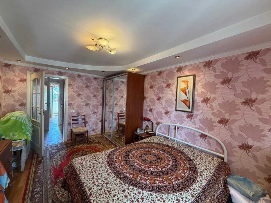 KPI 2 min. Bohdana Havrylyshyna St. (Vanda Vasilevska St.), bu.