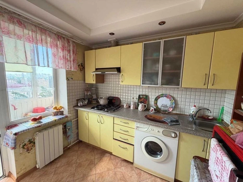 KPI 2 min. Bohdana Havrylyshyna St. (Vanda Vasilevska St.), bu.