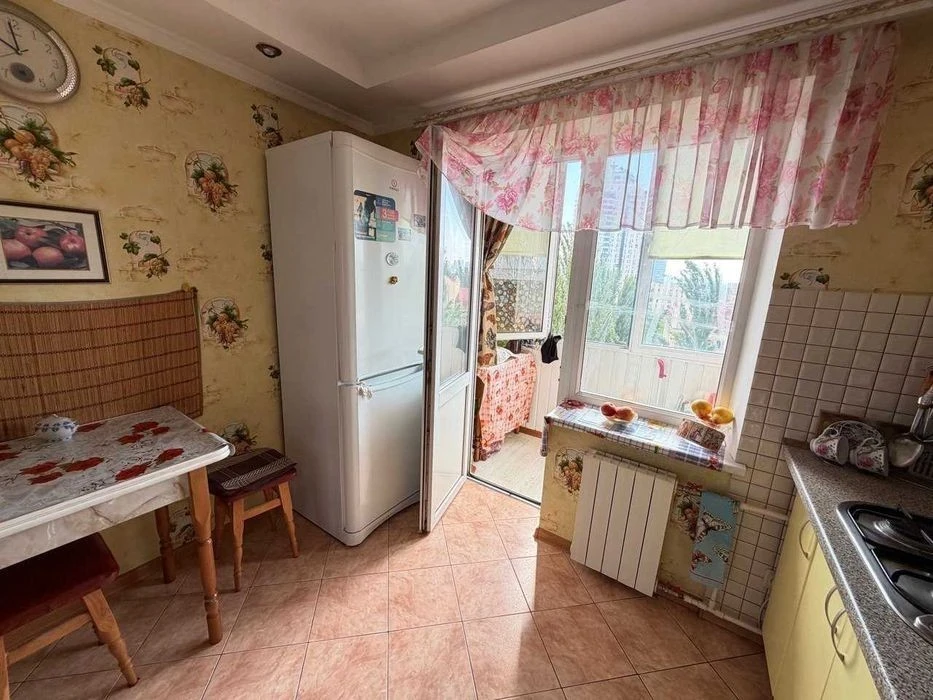 KPI 2 min. Bohdana Havrylyshyna St. (Vanda Vasilevska St.), bu.