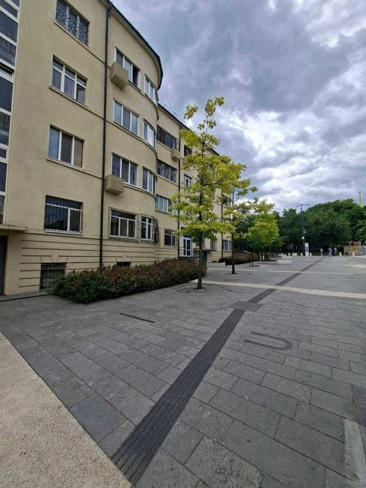 Продам 3-х комнатную квартиру ул. Ивана Акинфиева