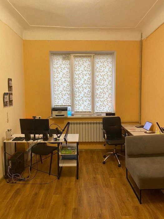 Продам 3-х комнатную квартиру ул. Ивана Акинфиева