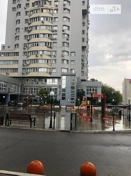 Довготривала оренда 1к квартири на вул. Гетьмана Вадима 1 •