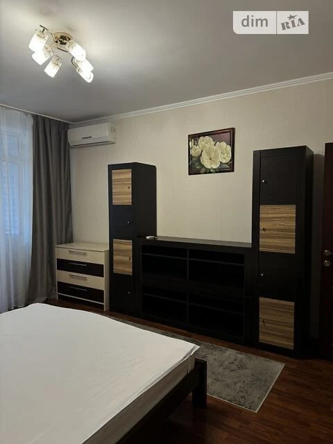 Довготривала оренда 2к квартири на вул. Драгоманова 6А • ID