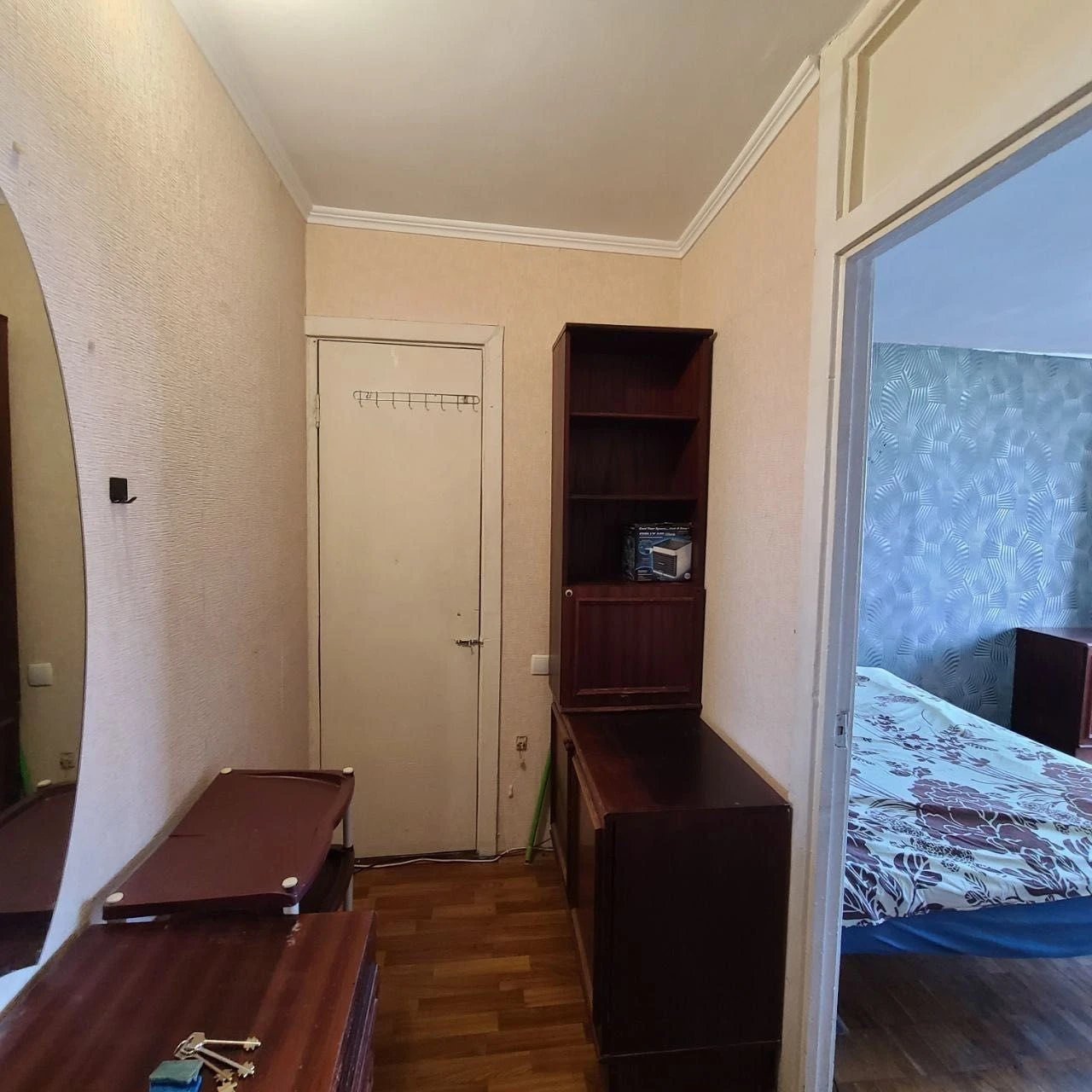 Оренда однокімнатної квартири Оболонська площа 3