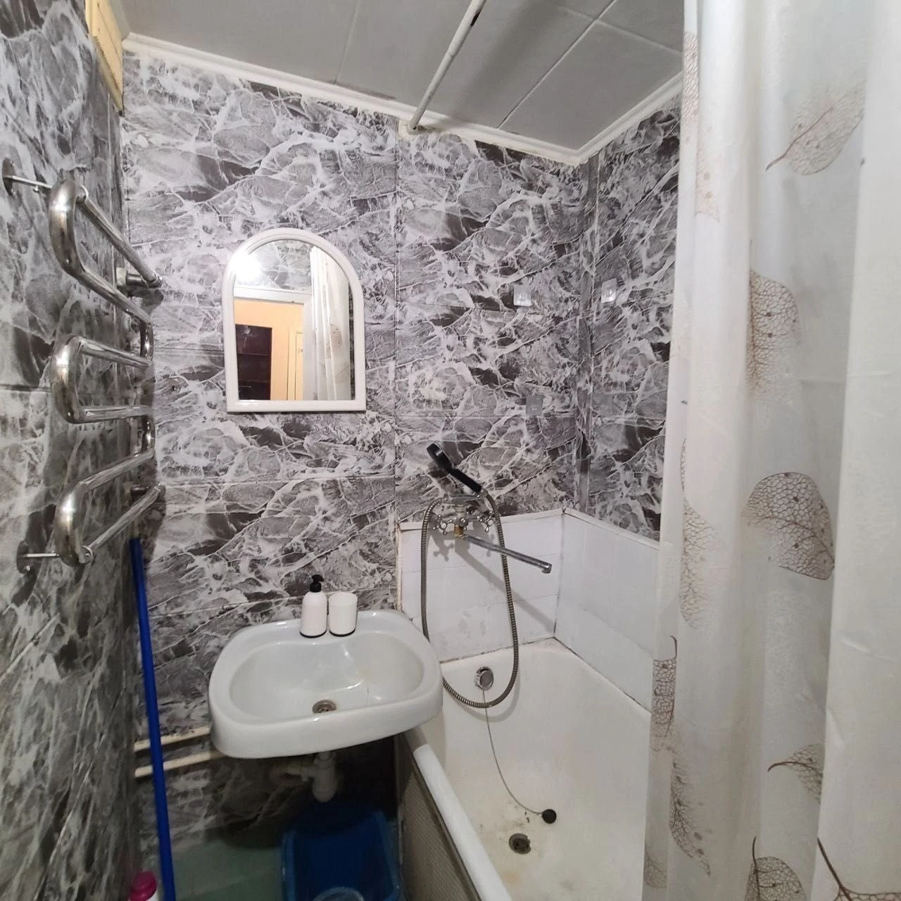 Оренда однокімнатної квартири Оболонська площа 3