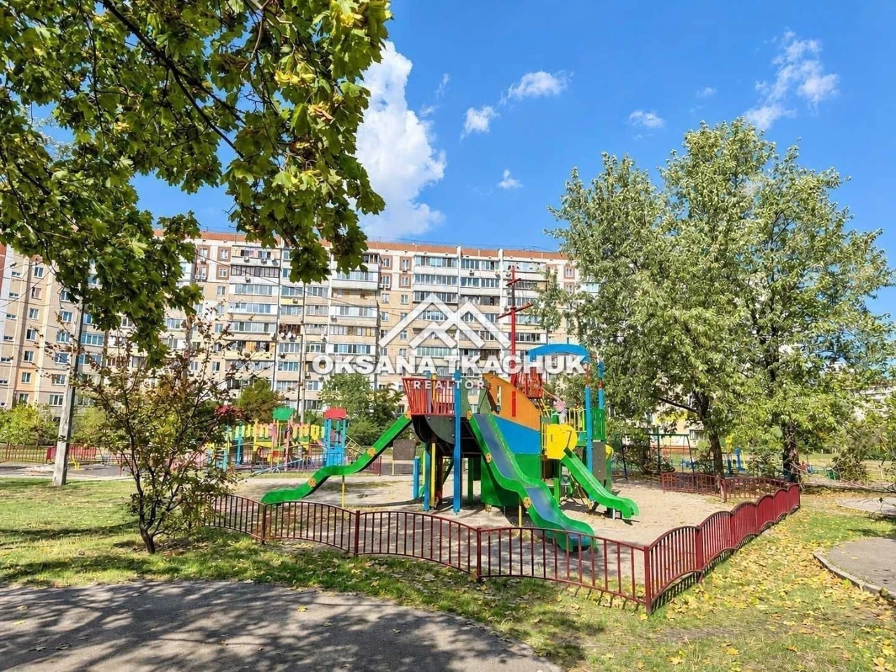 Оренда 3-кім квартири Троєщина Сабурова Лифаря, газова плита
