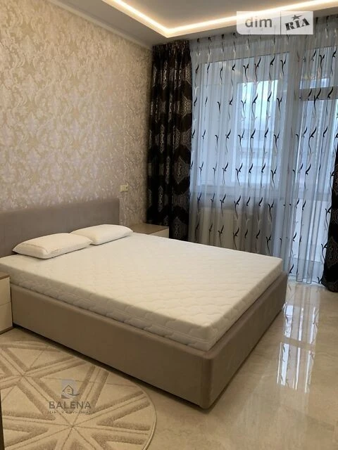 Довготривала оренда 1к квартири на вул. Саксаганського 37К •