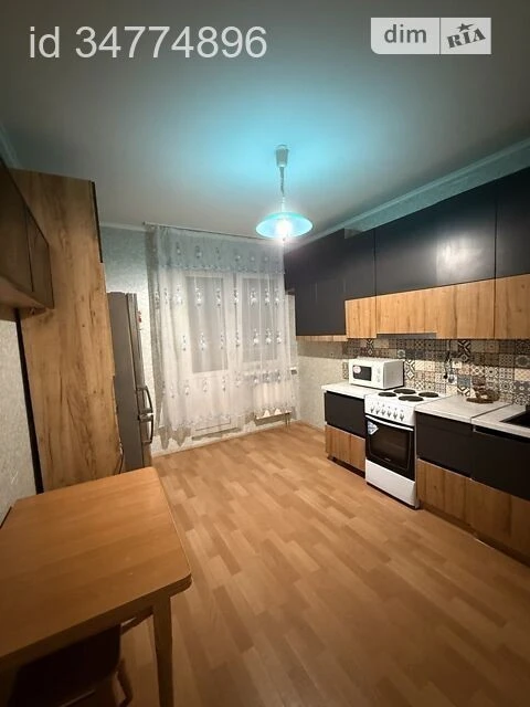 Довготривала оренда 3к квартири на вул. Градинська 5 • ID 34