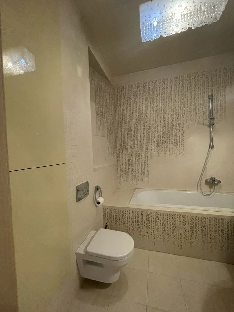 Без% Печерскі липки! Квартира-80 м2, парковка