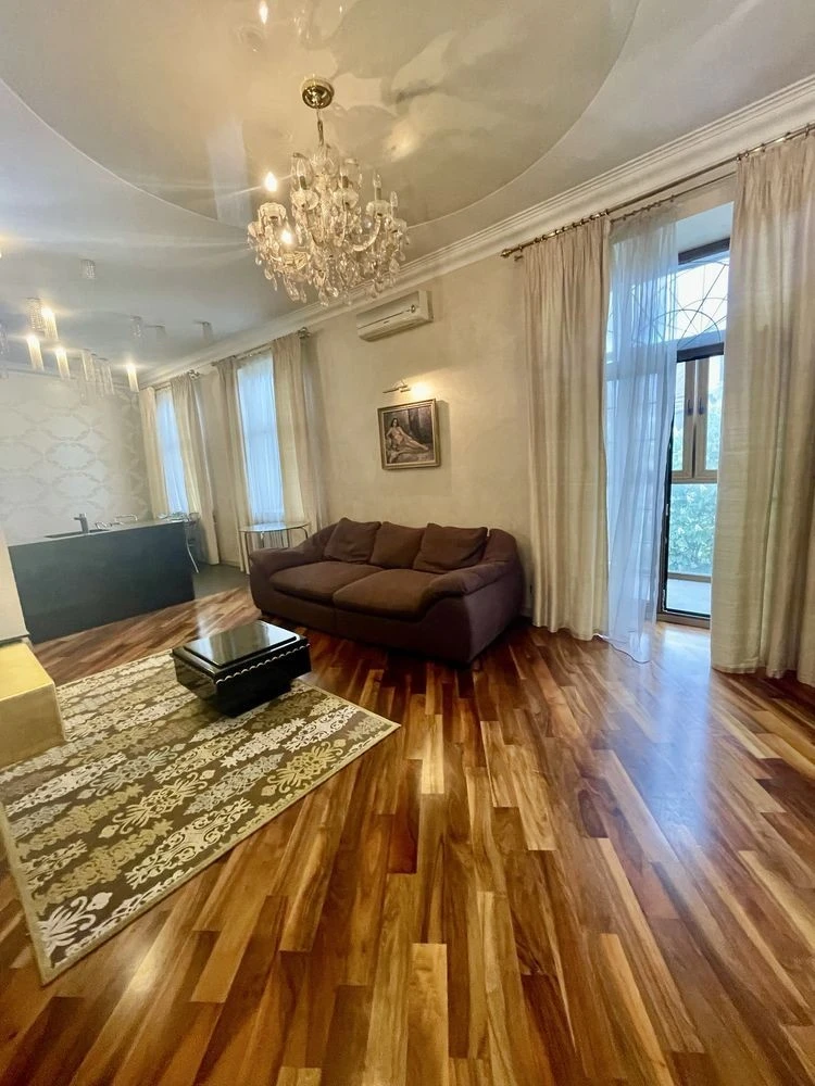 Без% Печерскі липки! Квартира-80 м2, парковка