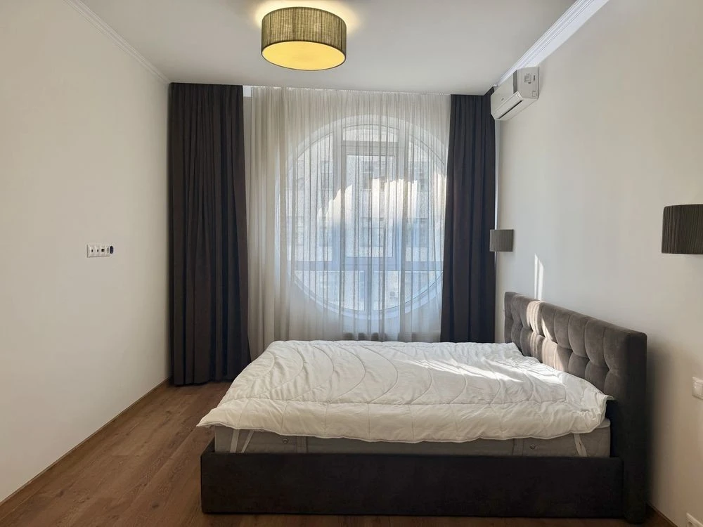 Без комісії Оренда 3-к квартири 140 м² у ЖК Carnegie Tower,
