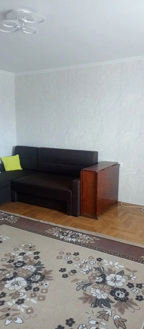 Ст. м. Мінська, вул. Богатирська 6/1, автономне живлення
