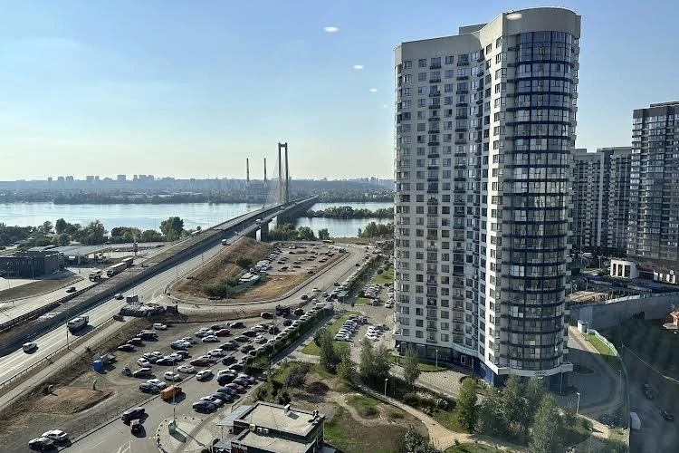 Оренда євростудії в жк Славутич, є генератор, Зарічна 2, наб